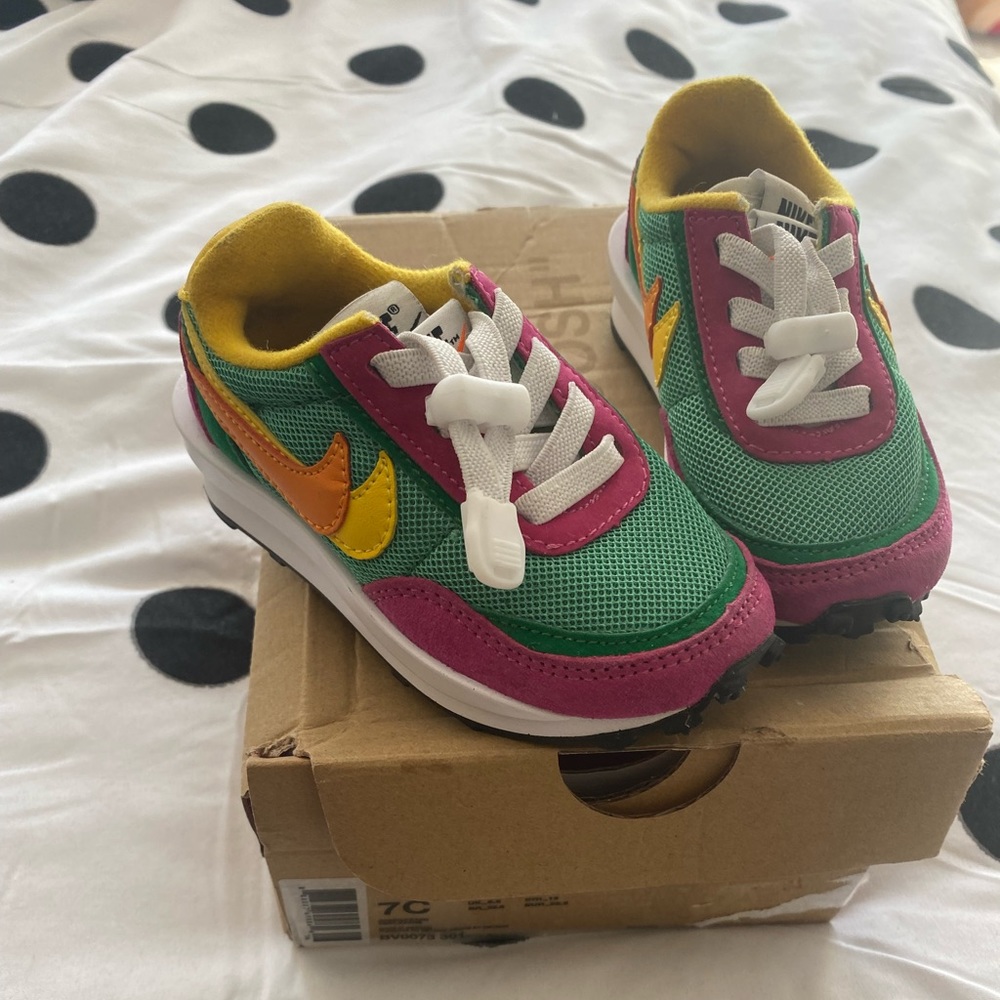 Toddler sacai nikes
